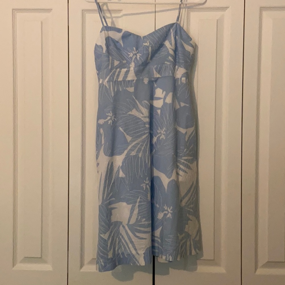 Vineyard Vines spaghetti strap dress - lined